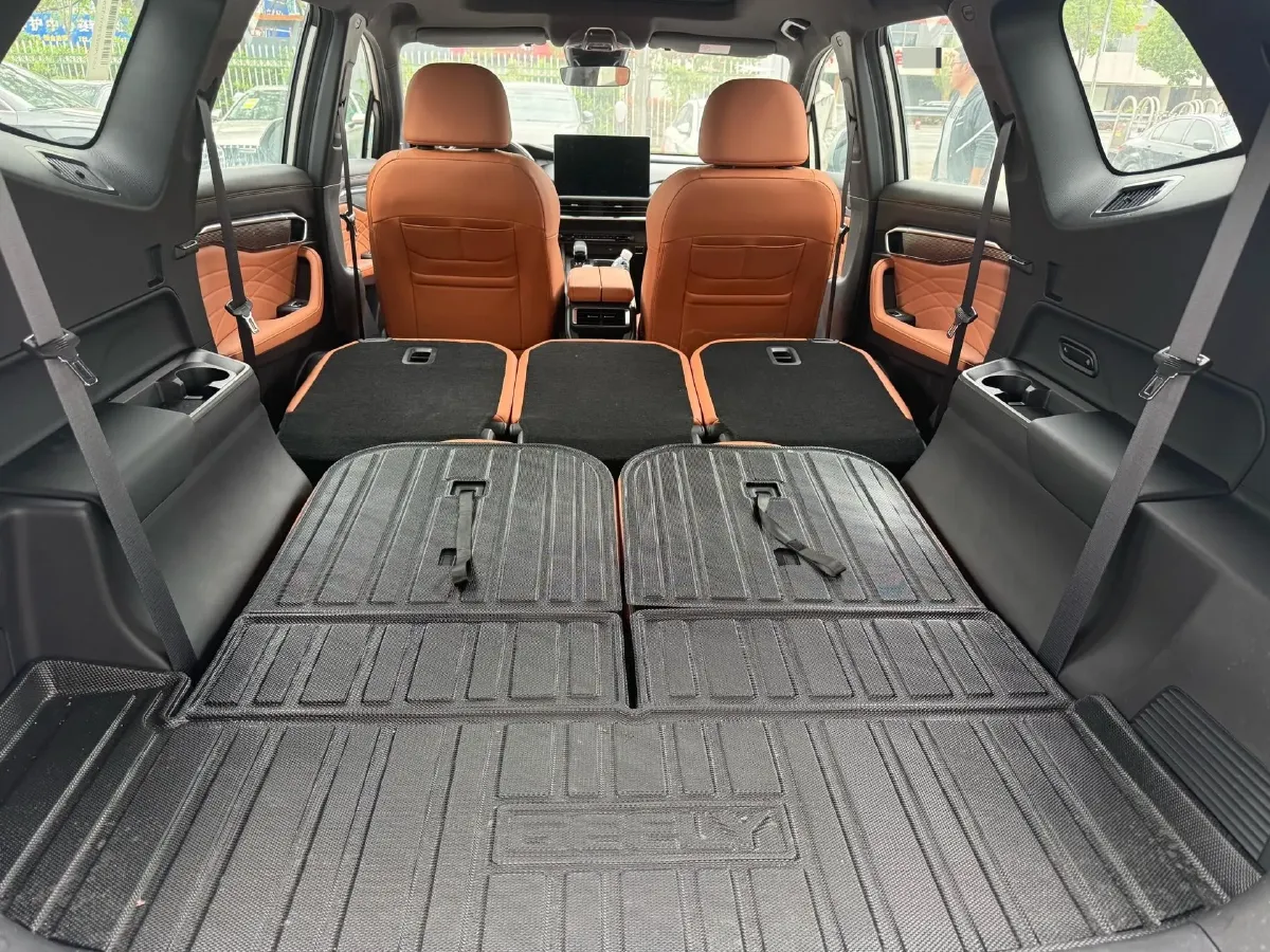 2024 Geely Okavango L 2.0T 218HP L4 7DCT,autocango,china used car exporter,china ev exporter,chinese used car exporter,chinese used ev exporter