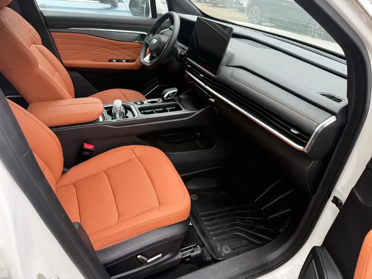 2024 Geely Okavango L 2.0T 218HP L4 7DCT,autocango,china used car exporter,china ev exporter,chinese used car exporter,chinese used ev exporter