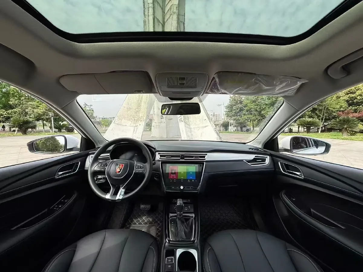 2021 Roewe i5 1.5L 120HP L4 CVT,autocango,china used car exporter,china ev exporter,chinese used car exporter,chinese used ev exporter