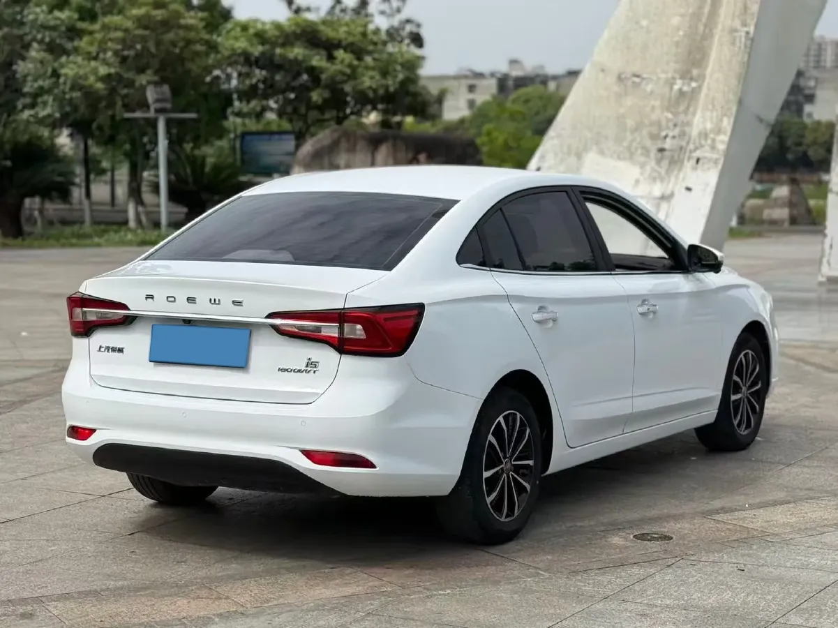 2021 Roewe i5 1.5L 120HP L4 CVT,autocango,china used car exporter,china ev exporter,chinese used car exporter,chinese used ev exporter