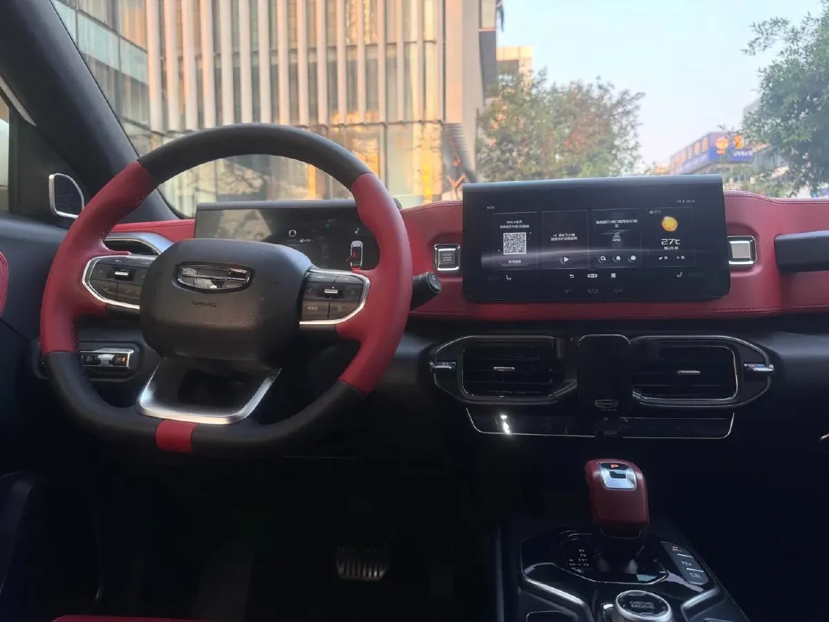 2020 Geely ICON 1.5T 177HP L3 7DCT,autocango,china used car exporter,china ev exporter,chinese used car exporter,chinese used ev exporter