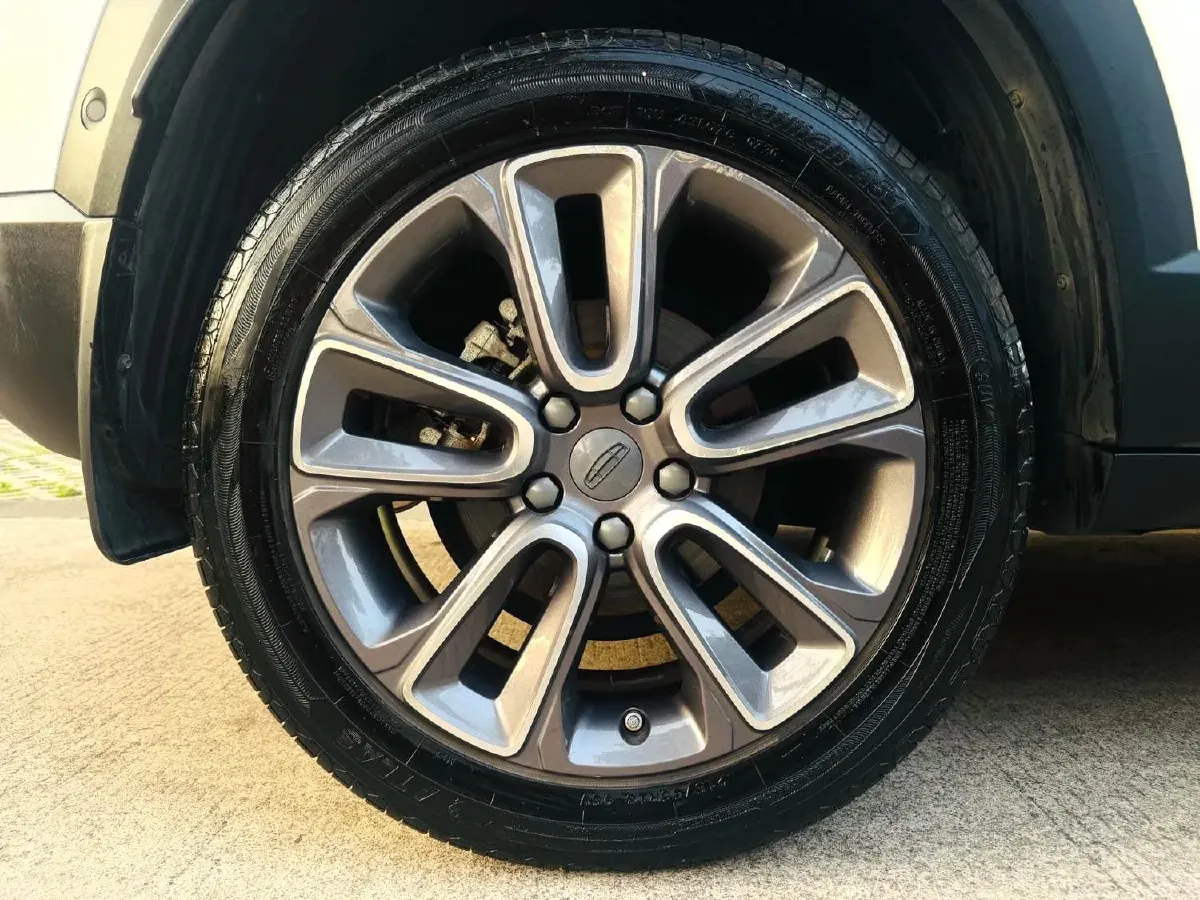 2020 Geely ICON 1.5T 177HP L3 7DCT,autocango,china used car exporter,china ev exporter,chinese used car exporter,chinese used ev exporter