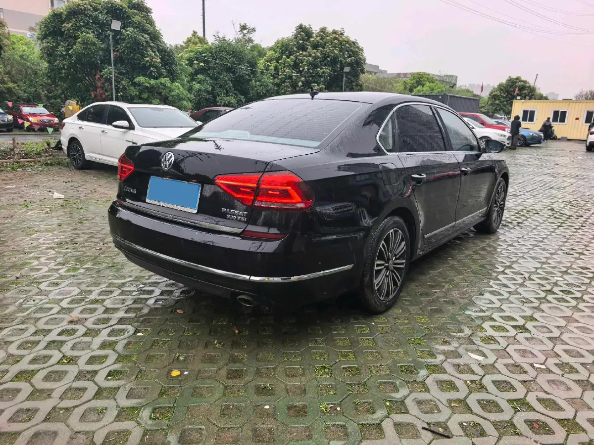2017 Volkswagen Passat 2.0T 220HP L4 7DCT,autocango,china used car exporter,china ev exporter,chinese used car exporter,chinese used ev exporter
