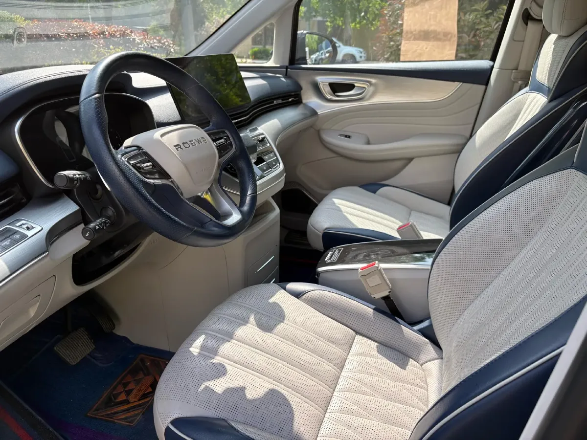 2021 Roewe iMAX8 2.0T 234HP L4 8AT,autocango,china used car exporter,china ev exporter,chinese used car exporter,chinese used ev exporter