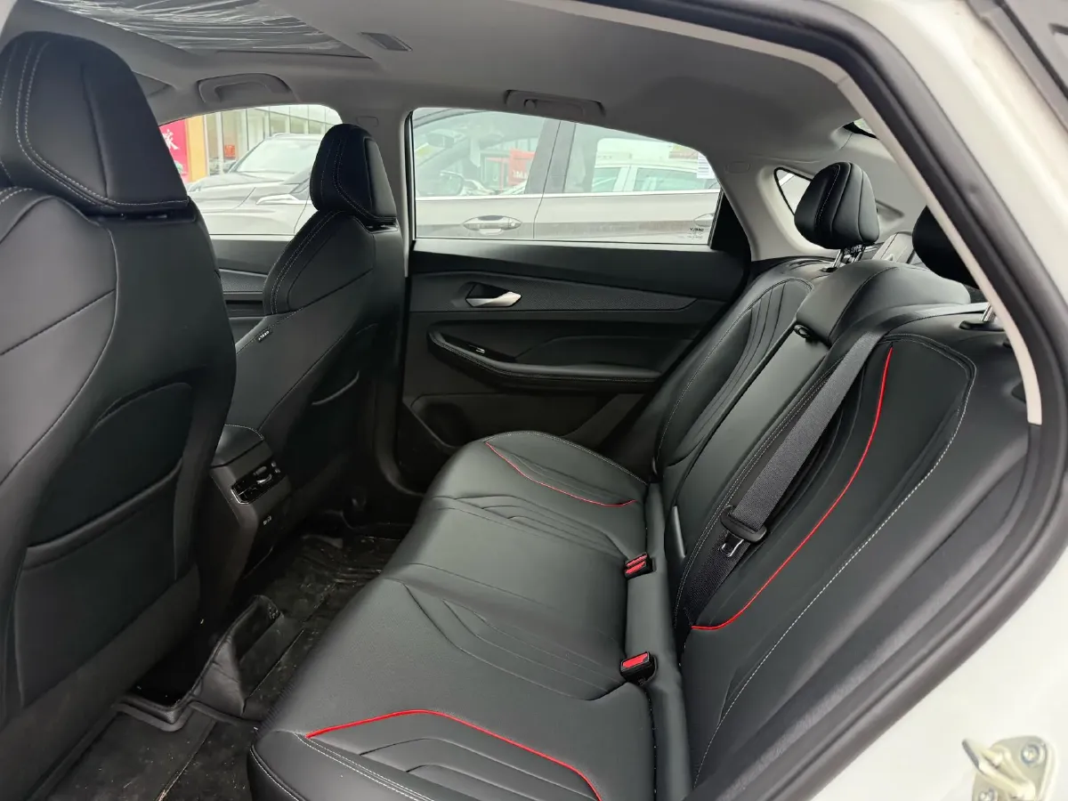 2024 Geely Binray 1.5T 181HP L4 7DCT,autocango,china used car exporter,china ev exporter,chinese used car exporter,chinese used ev exporter