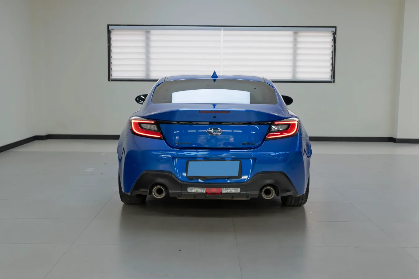 2022 Subaru BRZ 2.4L 234HP H4 6MT,autocango,china used car exporter,china ev exporter,chinese used car exporter,chinese used ev exporter