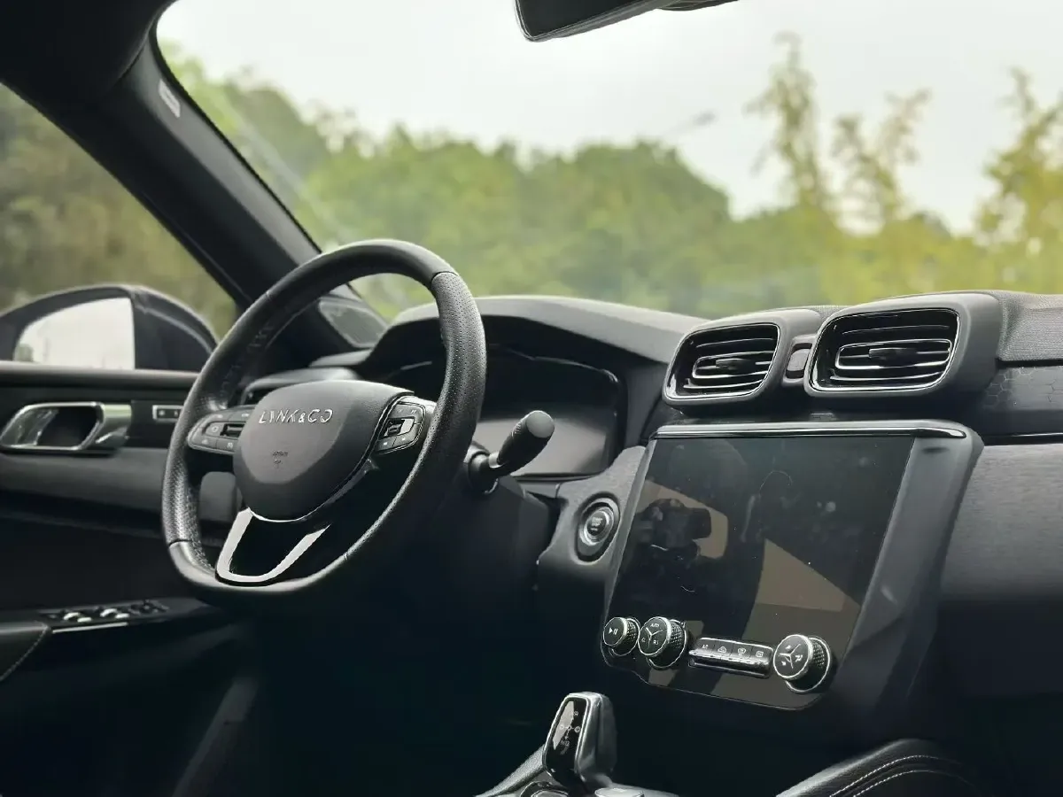 2021 LYNK&CO 03 1.5T 180HP L3 7DCT,autocango,china used car exporter,china ev exporter,chinese used car exporter,chinese used ev exporter