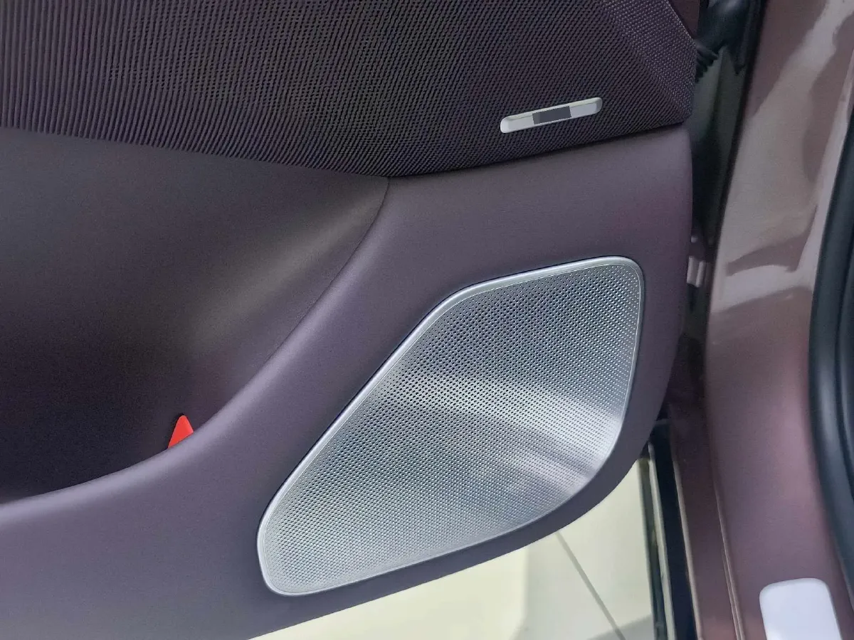 2025 MI YU7 BEV 101.7KWH,autocango,china used car exporter,china ev exporter,chinese used car exporter,chinese used ev exporter