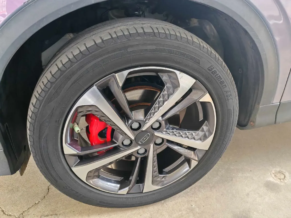 2022 Geely Coolray 1.5T 181HP L4 7DCT,autocango,china used car exporter,china ev exporter,chinese used car exporter,chinese used ev exporter