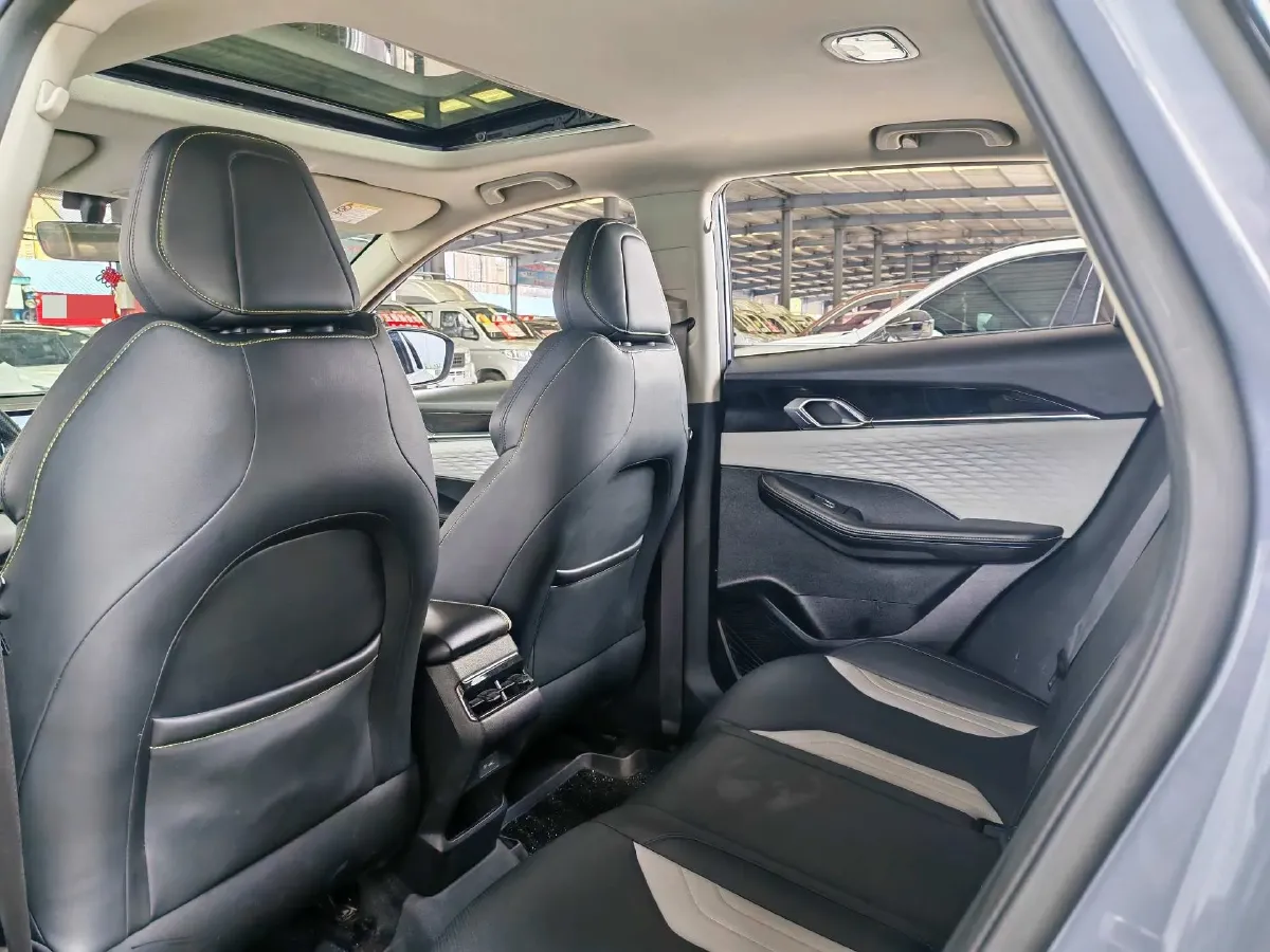 2022 Geely Coolray 1.5T 181HP L4 7DCT,autocango,china used car exporter,china ev exporter,chinese used car exporter,chinese used ev exporter