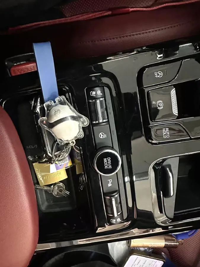 2021 Toyota Camry 2.0L 178HP L4 CVT,autocango,china used car exporter,china ev exporter,chinese used car exporter,chinese used ev exporter