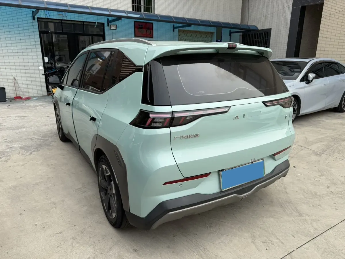 2022 Geely Okavango 1.8T 184HP L4 7DCT,autocango,china used car exporter,china ev exporter,chinese used car exporter,chinese used ev exporter