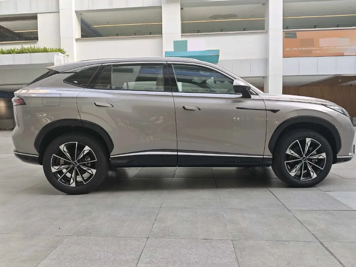2023 Roewe RX5 1.5T 188HP L4 AMT PHEV 12.3KWH,autocango,china used car exporter,china ev exporter,chinese used car exporter,chinese used ev exporter