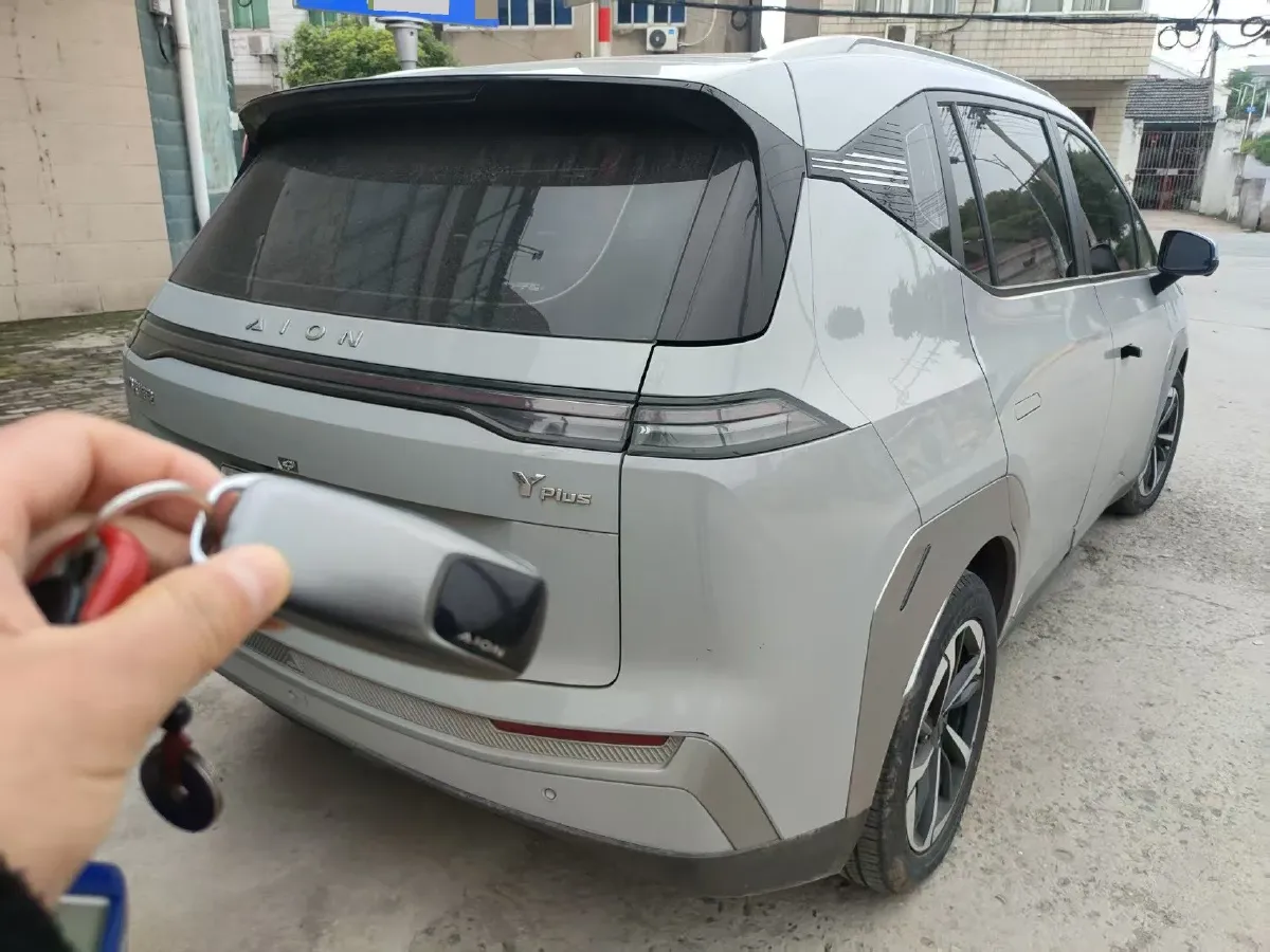 2023 GAC Trumpchi GS4 1.5T 177HP L4 6AT,autocango,china used car exporter,china ev exporter,chinese used car exporter,chinese used ev exporter