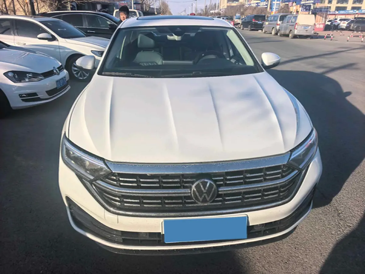 2022 Volkswagen Sagitar 1.2T 116HP L4 7DCT,autocango,china used car exporter,china ev exporter,chinese used car exporter,chinese used ev exporter