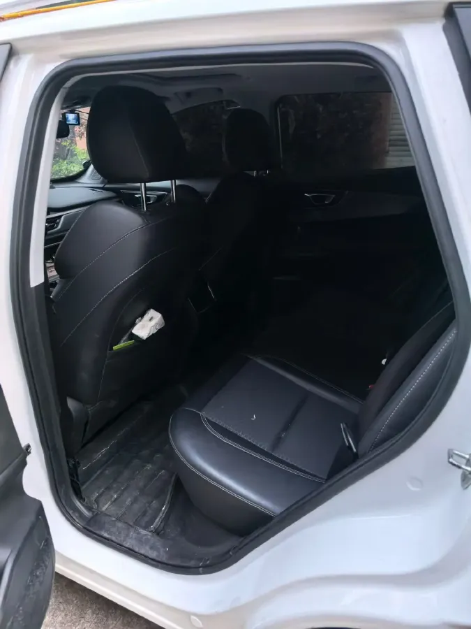 2021 Chery Tiggo 5x 1.5L 116HP L4 CVT,autocango,china used car exporter,china ev exporter,chinese used car exporter,chinese used ev exporter