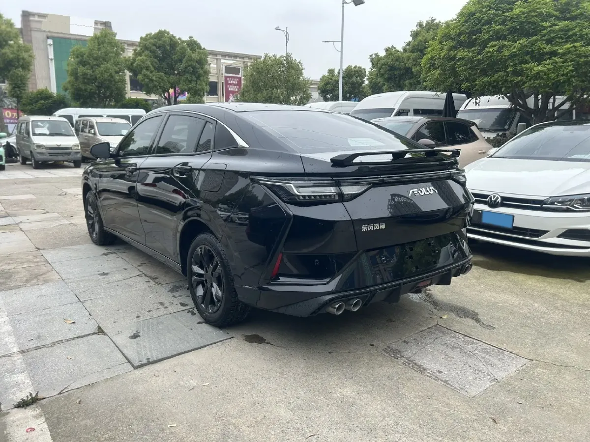2023 DongFeng Aeolus YiXuan 1.5L 125HP L4 6DCT,autocango,china used car exporter,china ev exporter,chinese used car exporter,chinese used ev exporter