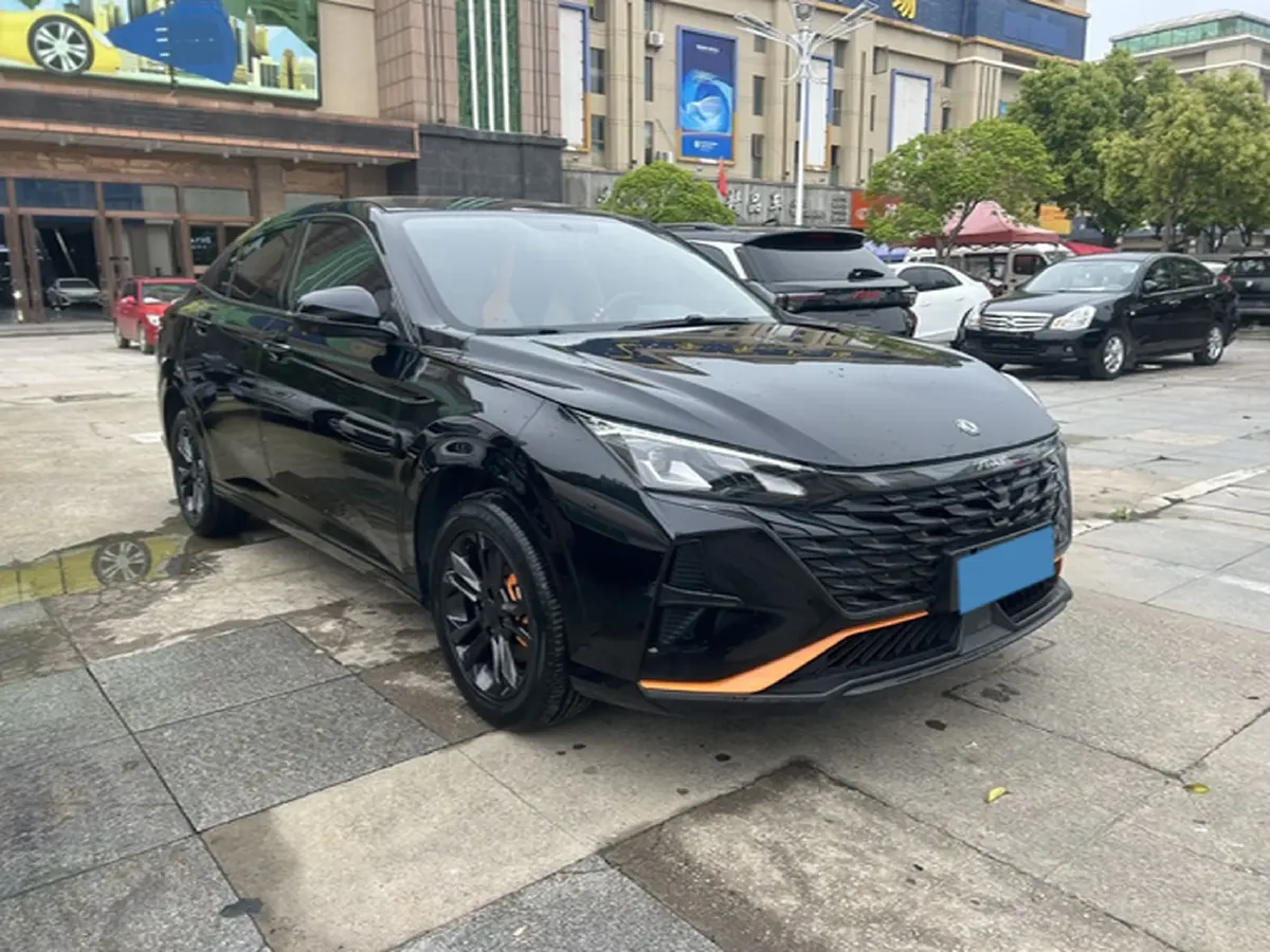 2023 DongFeng Aeolus YiXuan 1.5L 125HP L4 6DCT,autocango,china used car exporter,china ev exporter,chinese used car exporter,chinese used ev exporter