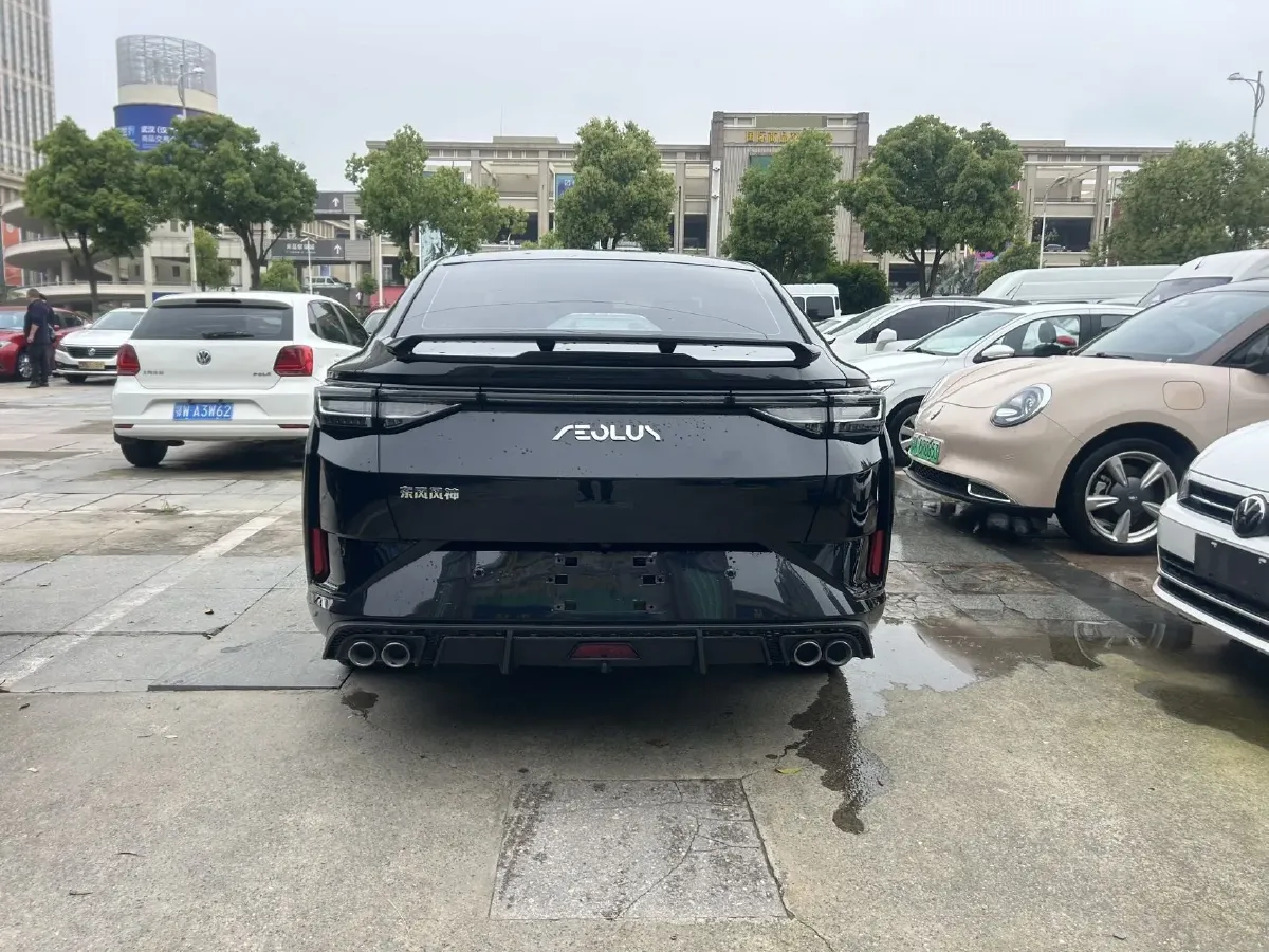 2023 DongFeng Aeolus YiXuan 1.5L 125HP L4 6DCT,autocango,china used car exporter,china ev exporter,chinese used car exporter,chinese used ev exporter