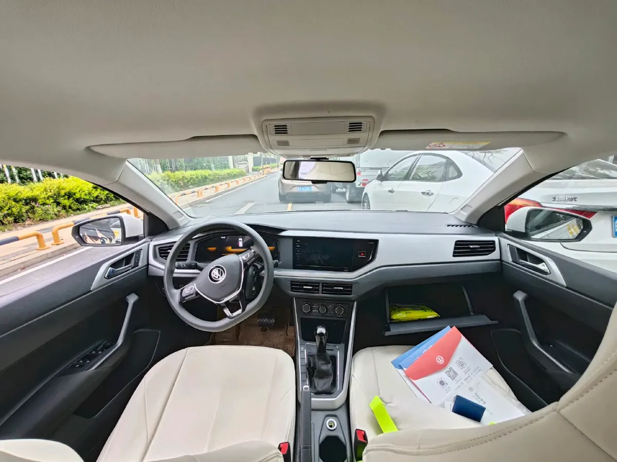 2023 Volkswagen Polo 1.5L 110HP L4 6AT,autocango,china used car exporter,china ev exporter,chinese used car exporter,chinese used ev exporter