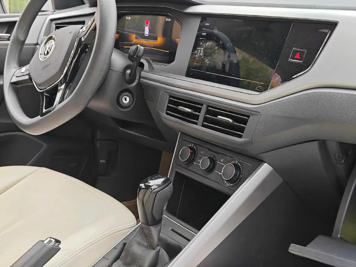 2023 Volkswagen Polo 1.5L 110HP L4 6AT,autocango,china used car exporter,china ev exporter,chinese used car exporter,chinese used ev exporter