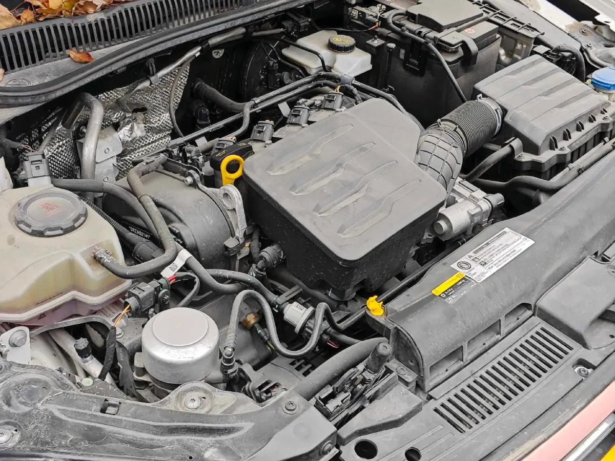 2023 Volkswagen Polo 1.5L 110HP L4 6AT,autocango,china used car exporter,china ev exporter,chinese used car exporter,chinese used ev exporter