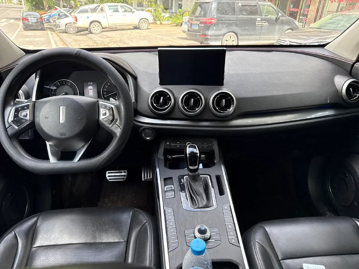 2017 WEY VV5 2.0T 197HP L4 7DCT,autocango,china used car exporter,china ev exporter,chinese used car exporter,chinese used ev exporter