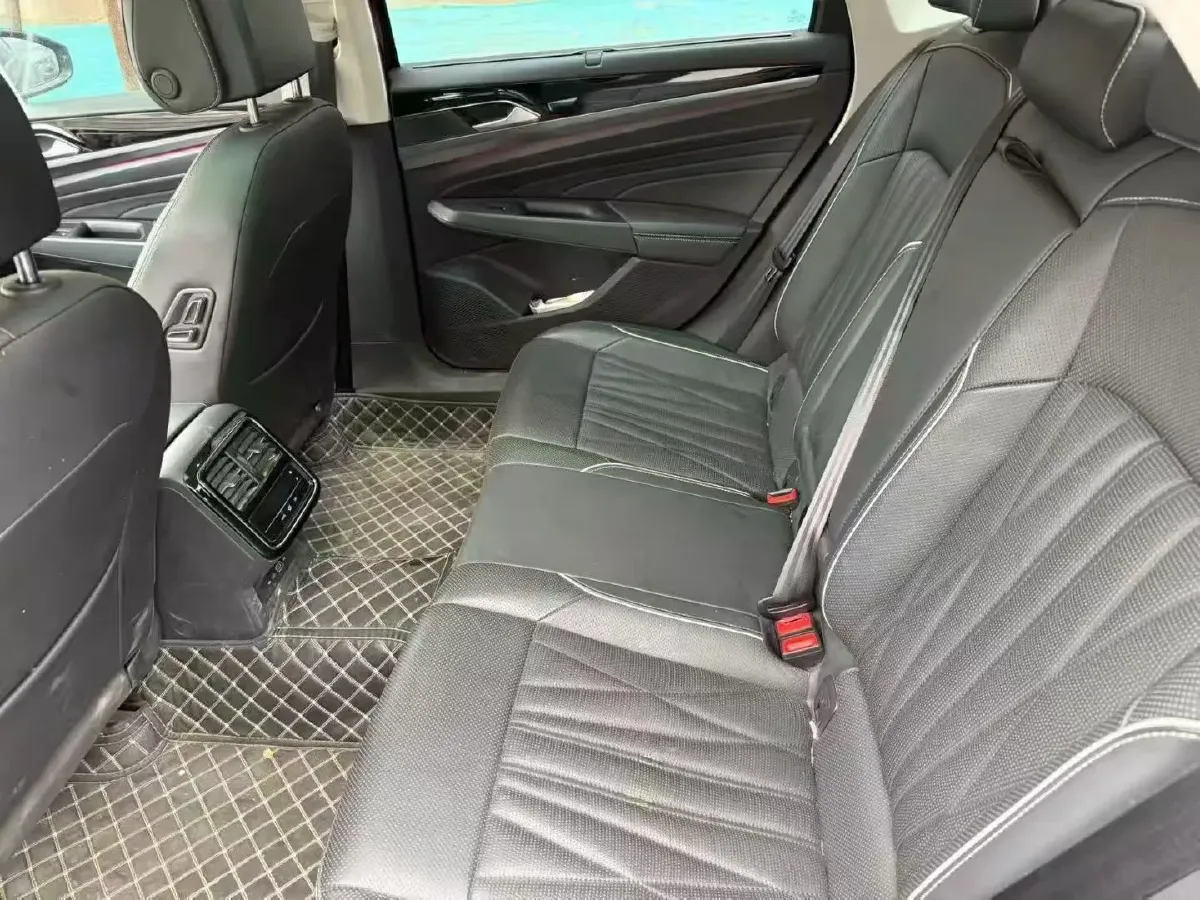 2023 Volkswagen Passat 2.0T 186HP L4 7DCT,autocango,china used car exporter,china ev exporter,chinese used car exporter,chinese used ev exporter