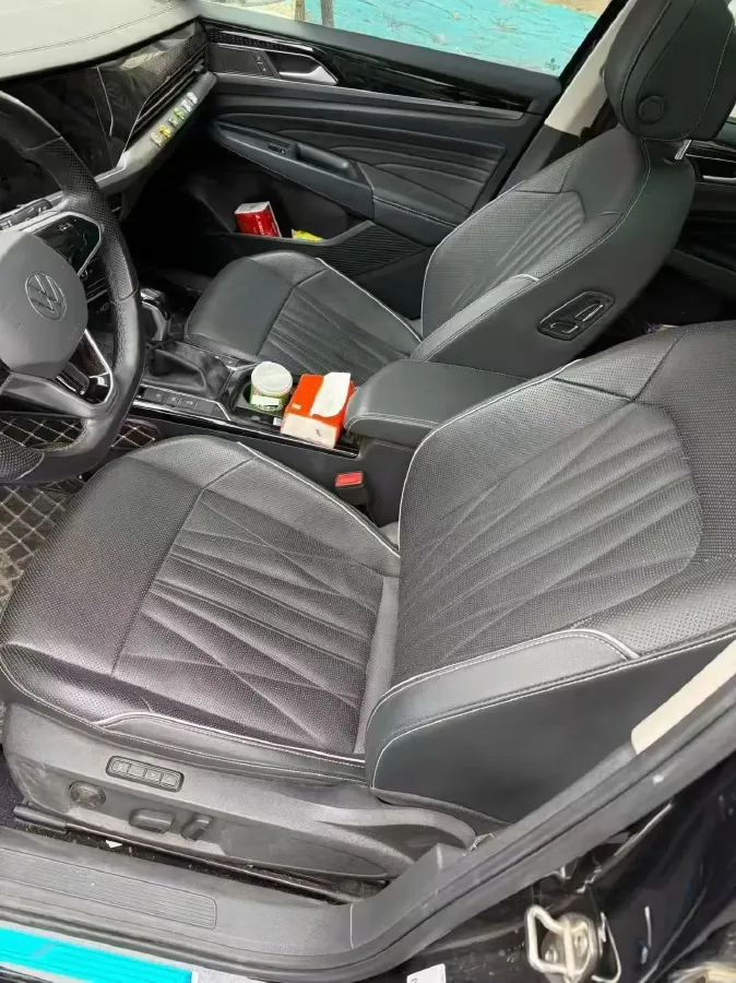 2023 Volkswagen Passat 2.0T 186HP L4 7DCT,autocango,china used car exporter,china ev exporter,chinese used car exporter,chinese used ev exporter