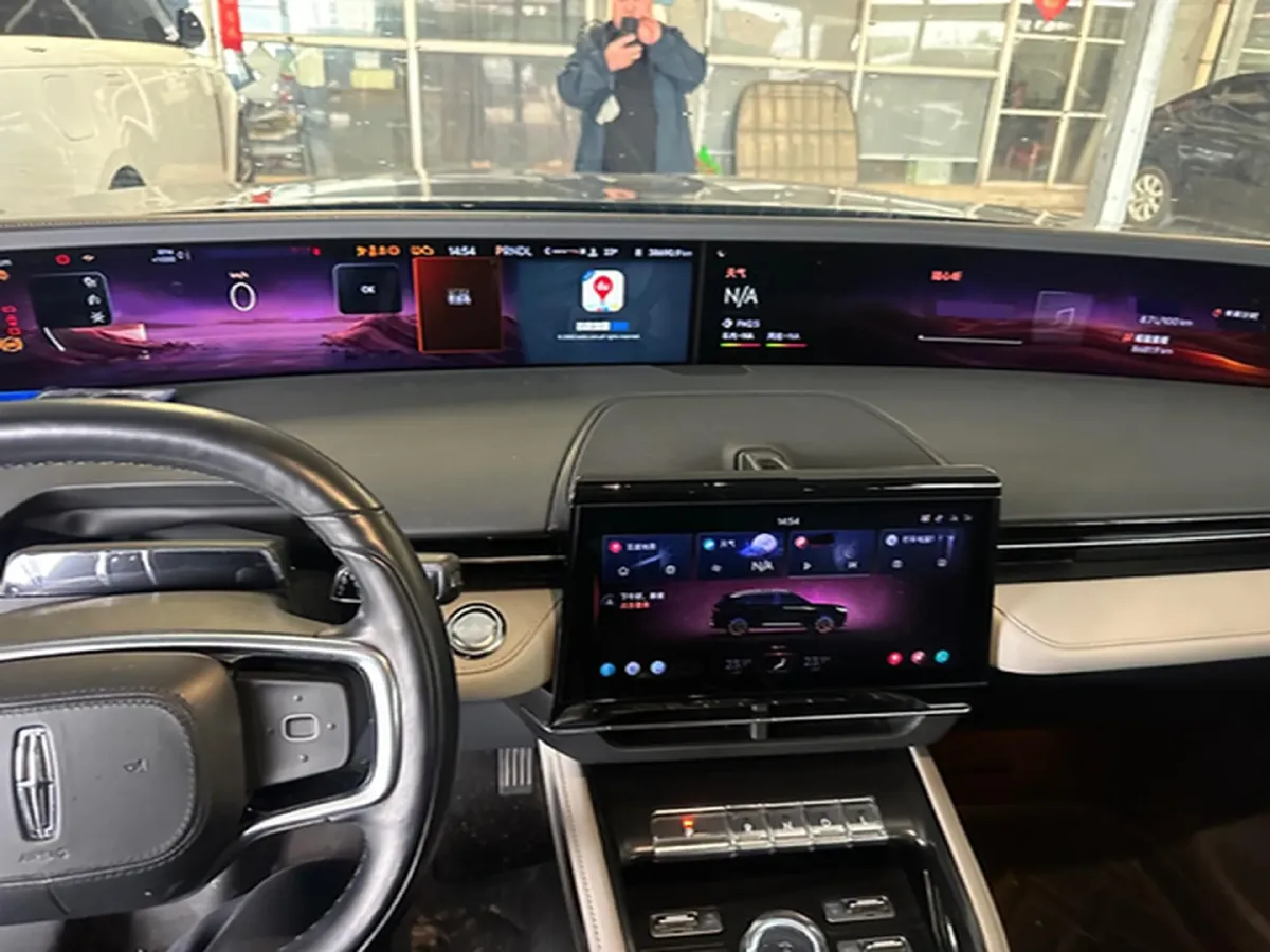 2023 Lincoln Nautilus 2.0T 261HP L4 8AT,autocango,china used car exporter,china ev exporter,chinese used car exporter,chinese used ev exporter