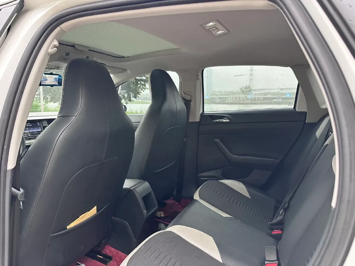 2019 Volkswagen Polo 1.5L 113HP L4 6AT,autocango,china used car exporter,china ev exporter,chinese used car exporter,chinese used ev exporter