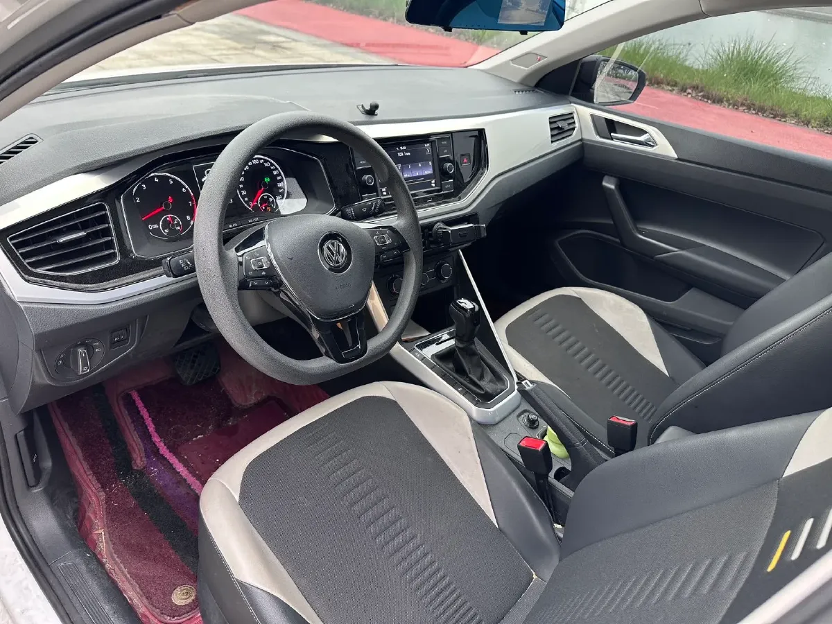 2019 Volkswagen Polo 1.5L 113HP L4 6AT,autocango,china used car exporter,china ev exporter,chinese used car exporter,chinese used ev exporter