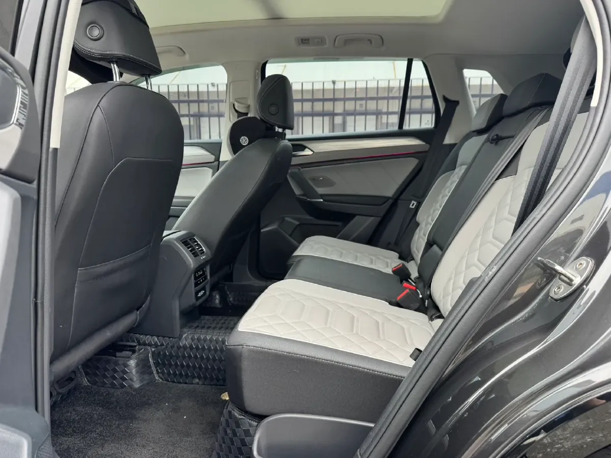 2024 Volkswagen Tayron 2.0T 186HP L4 7DCT,autocango,china used car exporter,china ev exporter,chinese used car exporter,chinese used ev exporter