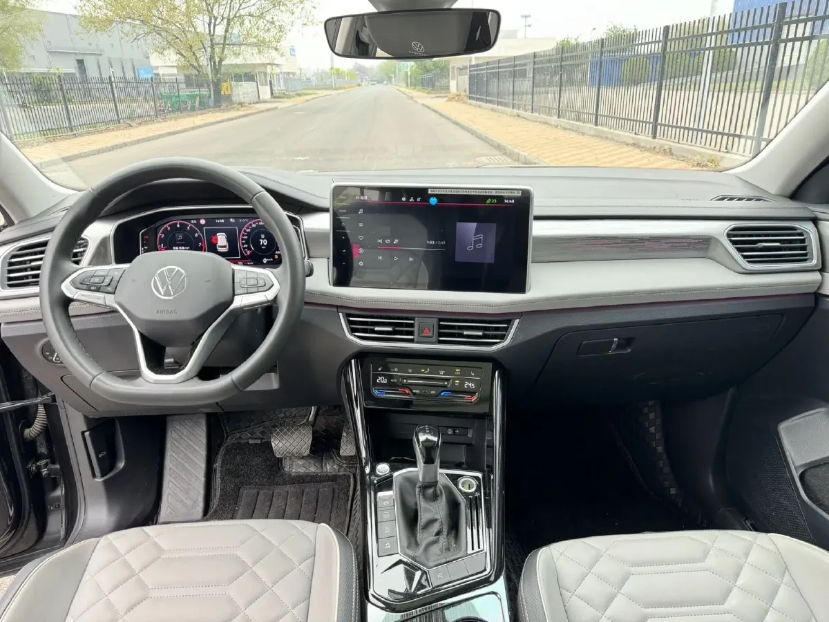 2024 Volkswagen Tayron 2.0T 186HP L4 7DCT,autocango,china used car exporter,china ev exporter,chinese used car exporter,chinese used ev exporter