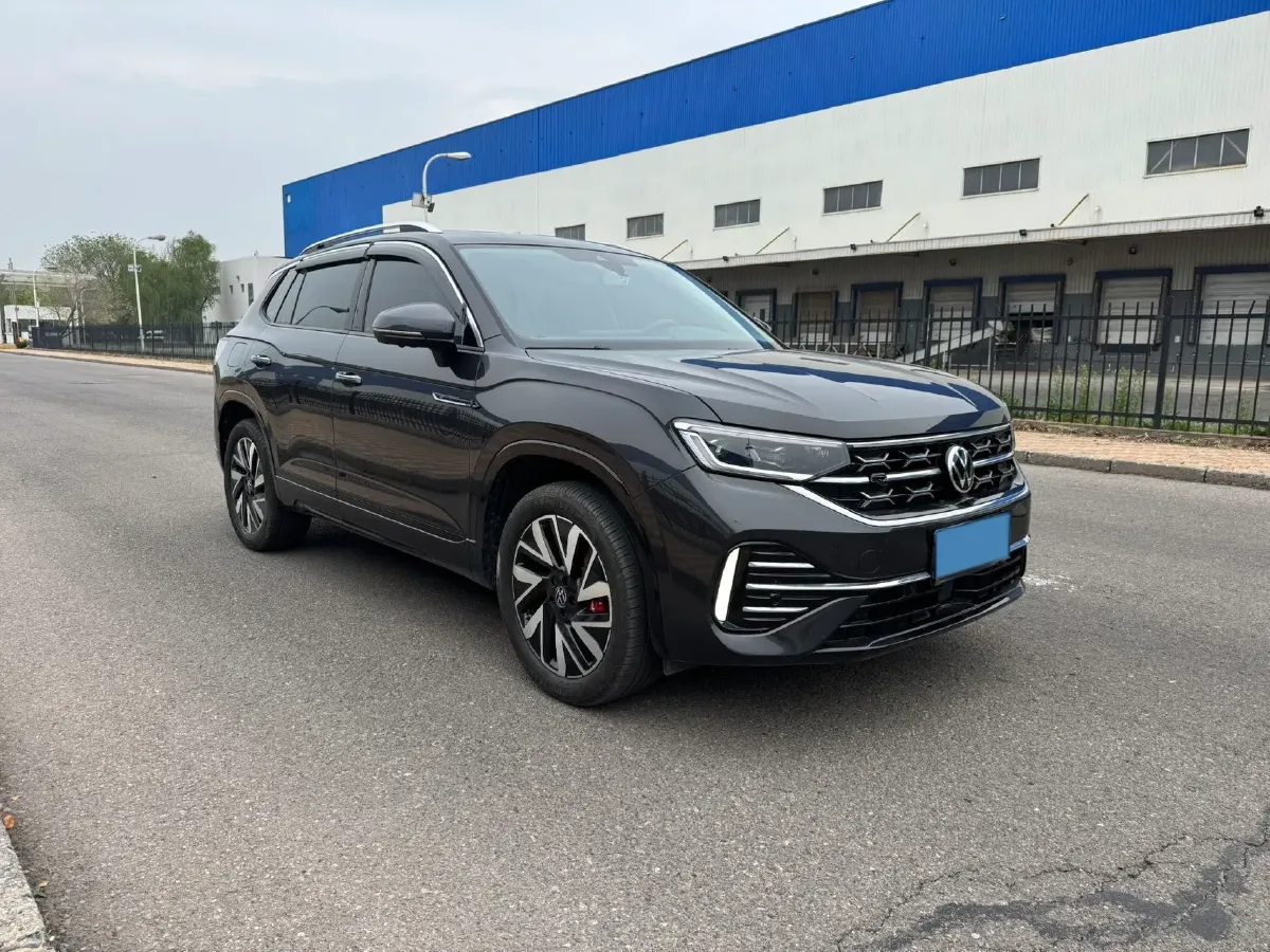 2024 Volkswagen Tayron 2.0T 186HP L4 7DCT,autocango,china used car exporter,china ev exporter,chinese used car exporter,chinese used ev exporter