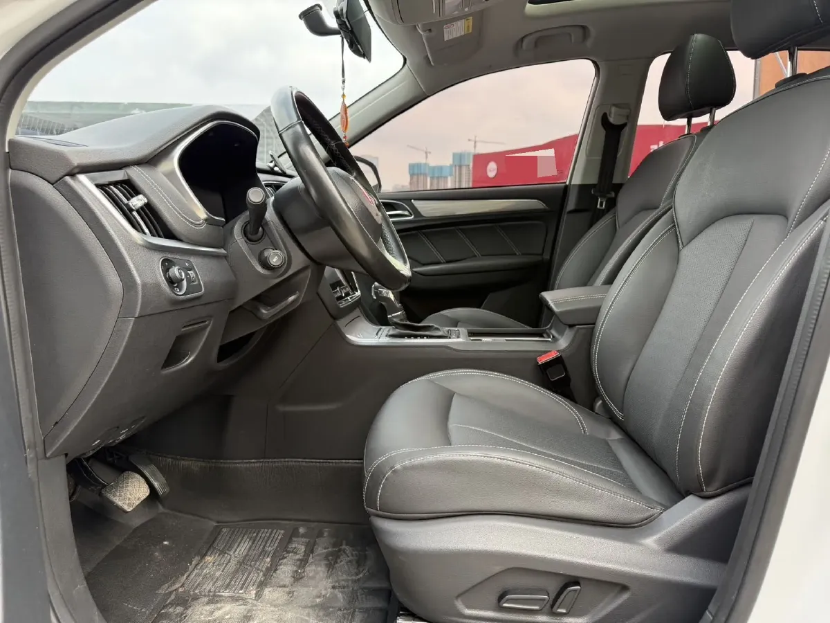 2020 Roewe i6 1.5T 169HP L4 7DCT,autocango,china used car exporter,china ev exporter,chinese used car exporter,chinese used ev exporter