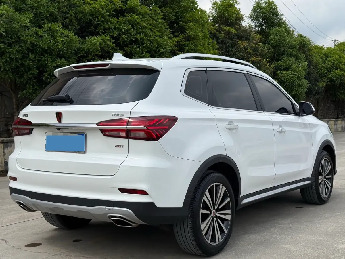 2020 Roewe i6 1.5T 169HP L4 7DCT,autocango,china used car exporter,china ev exporter,chinese used car exporter,chinese used ev exporter