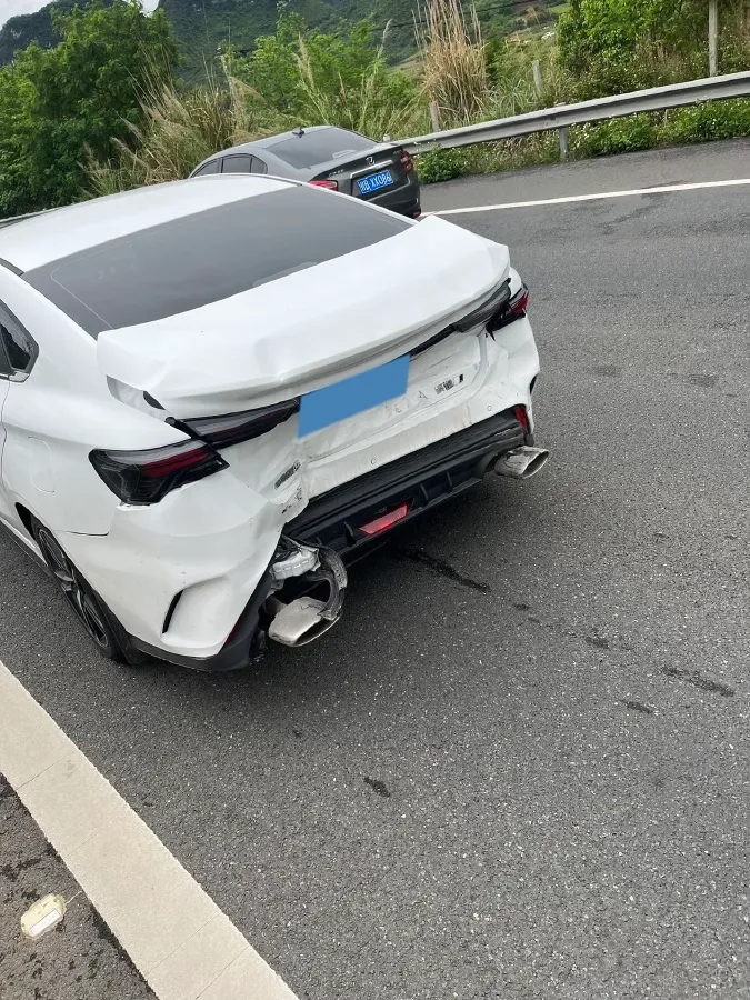 2022 Geely Binray 1.5T 181HP L4 7DCT,autocango,china used car exporter,china ev exporter,chinese used car exporter,chinese used ev exporter