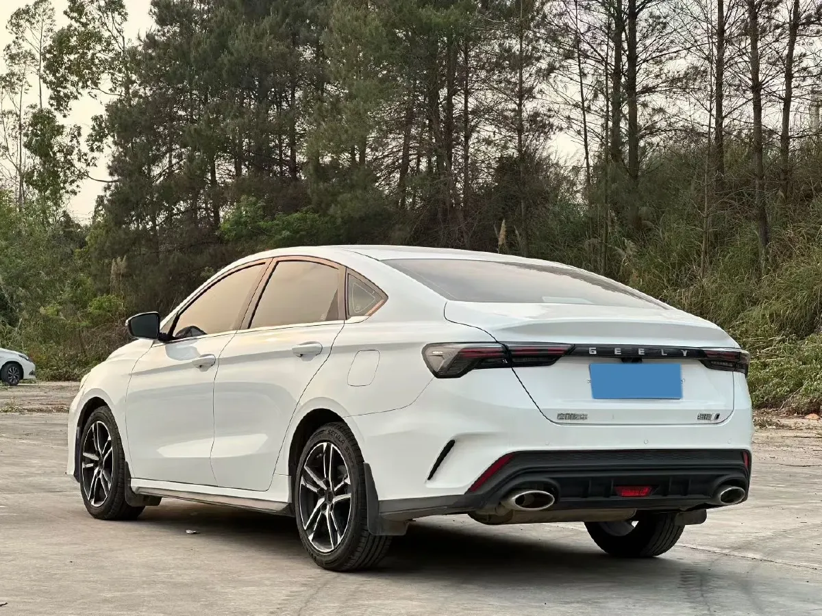 2022 Geely Binray 1.5T 181HP L4 7DCT,autocango,china used car exporter,china ev exporter,chinese used car exporter,chinese used ev exporter