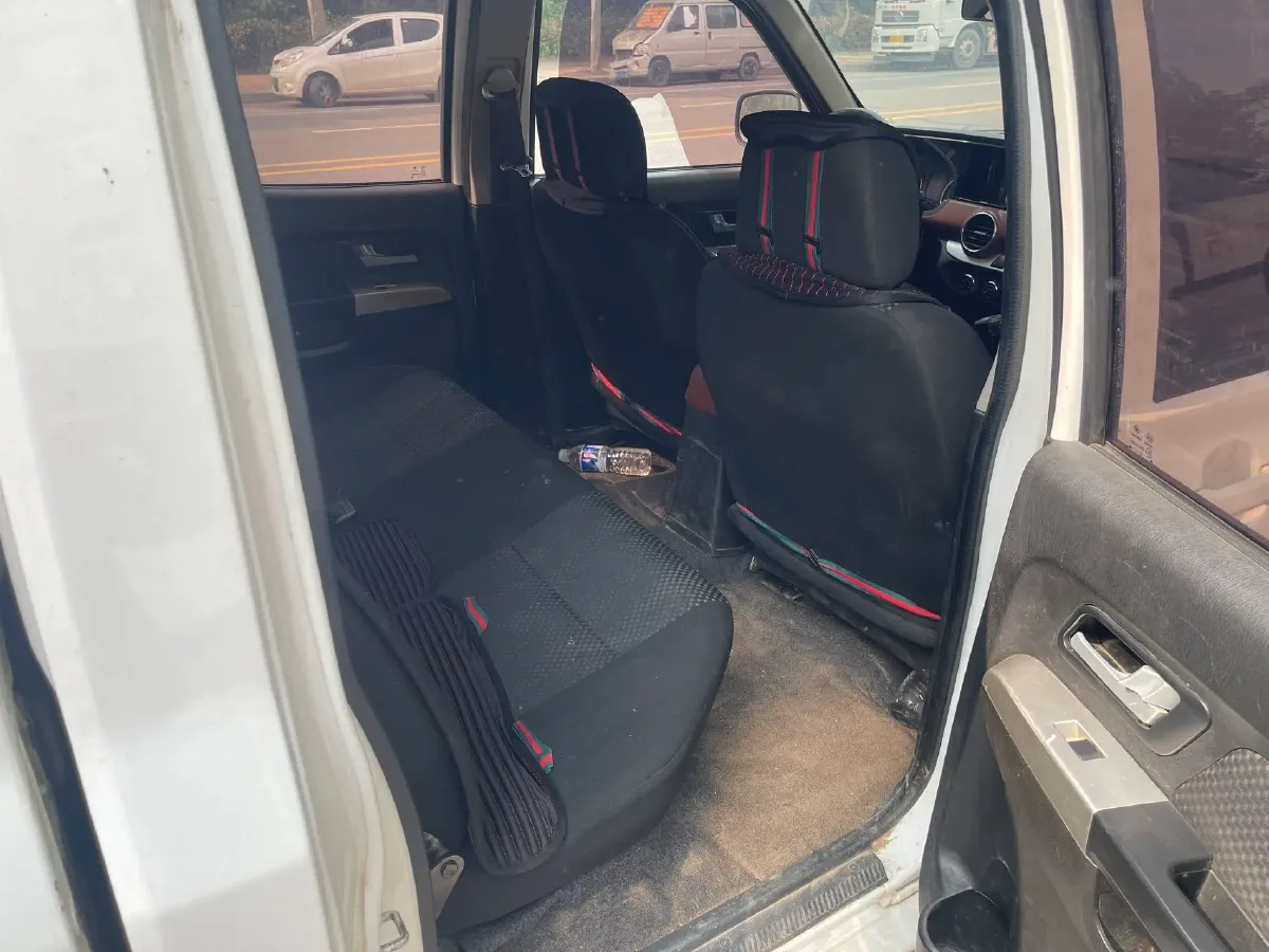 2018 Dongfeng RuiQi 2.4L 139HP L4 5MT,autocango,china used car exporter,china ev exporter,chinese used car exporter,chinese used ev exporter