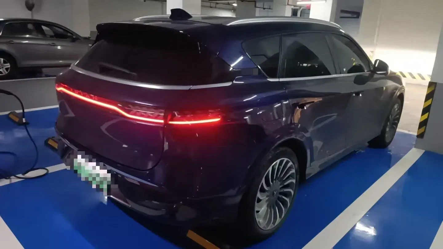 2021 Voyah FREE Range Extended 109HP REEV 33KWH,autocango,china used car exporter,china ev exporter,chinese used car exporter,chinese used ev exporter