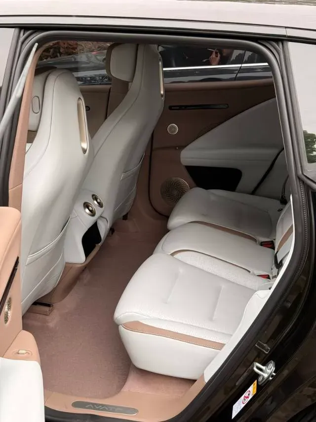 2024 Avatr 07 BEV 82.16KWH,autocango,china used car exporter,china ev exporter,chinese used car exporter,chinese used ev exporter