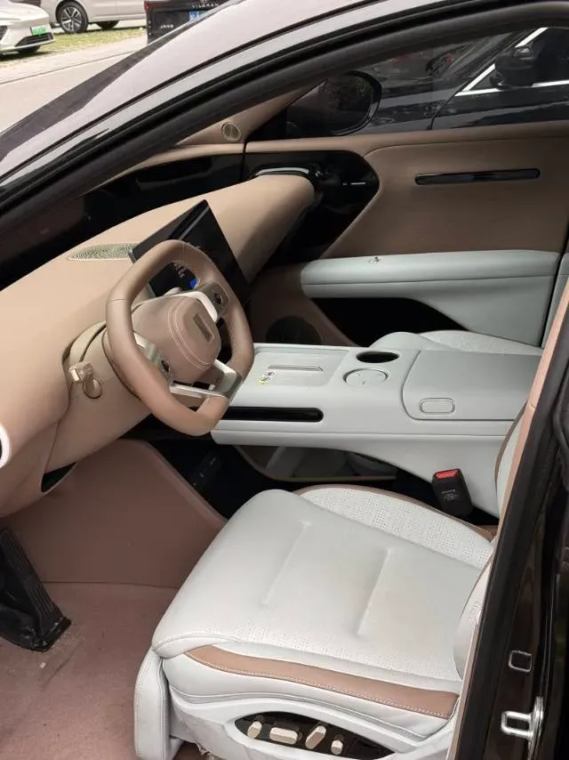 2024 Avatr 07 BEV 82.16KWH,autocango,china used car exporter,china ev exporter,chinese used car exporter,chinese used ev exporter