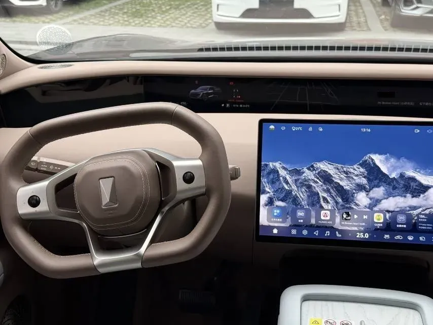 2024 Avatr 07 BEV 82.16KWH,autocango,china used car exporter,china ev exporter,chinese used car exporter,chinese used ev exporter