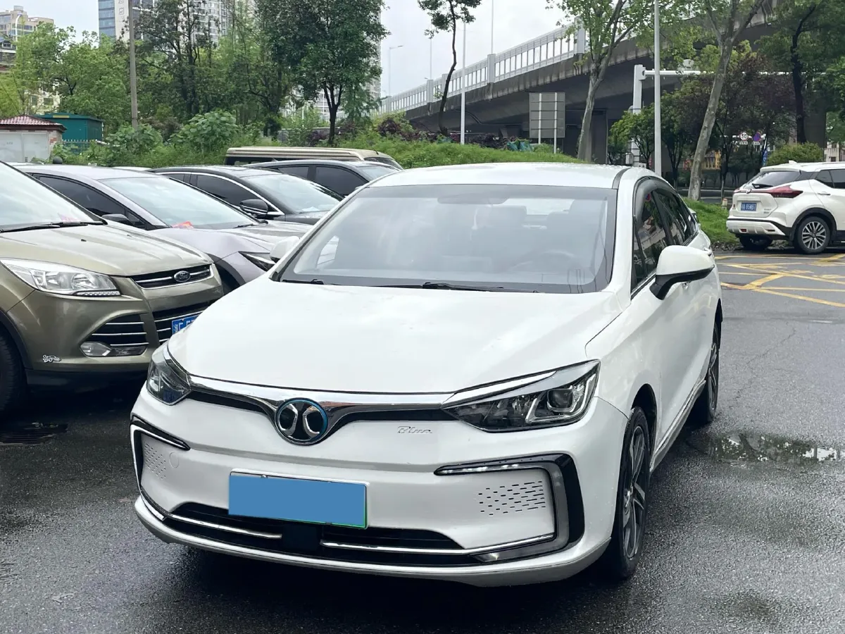2018 BeiJing Auto EU5 BEV 53.66KWH,autocango,china used car exporter,china ev exporter,chinese used car exporter,chinese used ev exporter
