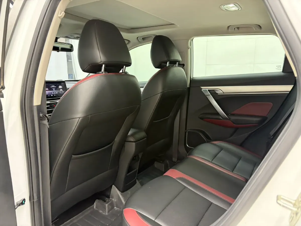 2021 Geely Coolray 1.4T 141HP L4 6DCT,autocango,china used car exporter,china ev exporter,chinese used car exporter,chinese used ev exporter