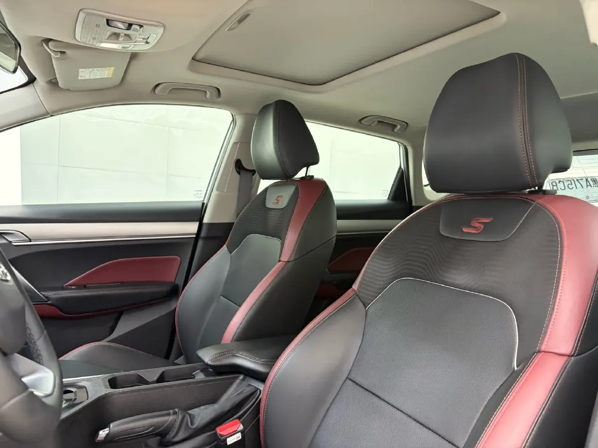 2021 Geely Coolray 1.4T 141HP L4 6DCT,autocango,china used car exporter,china ev exporter,chinese used car exporter,chinese used ev exporter