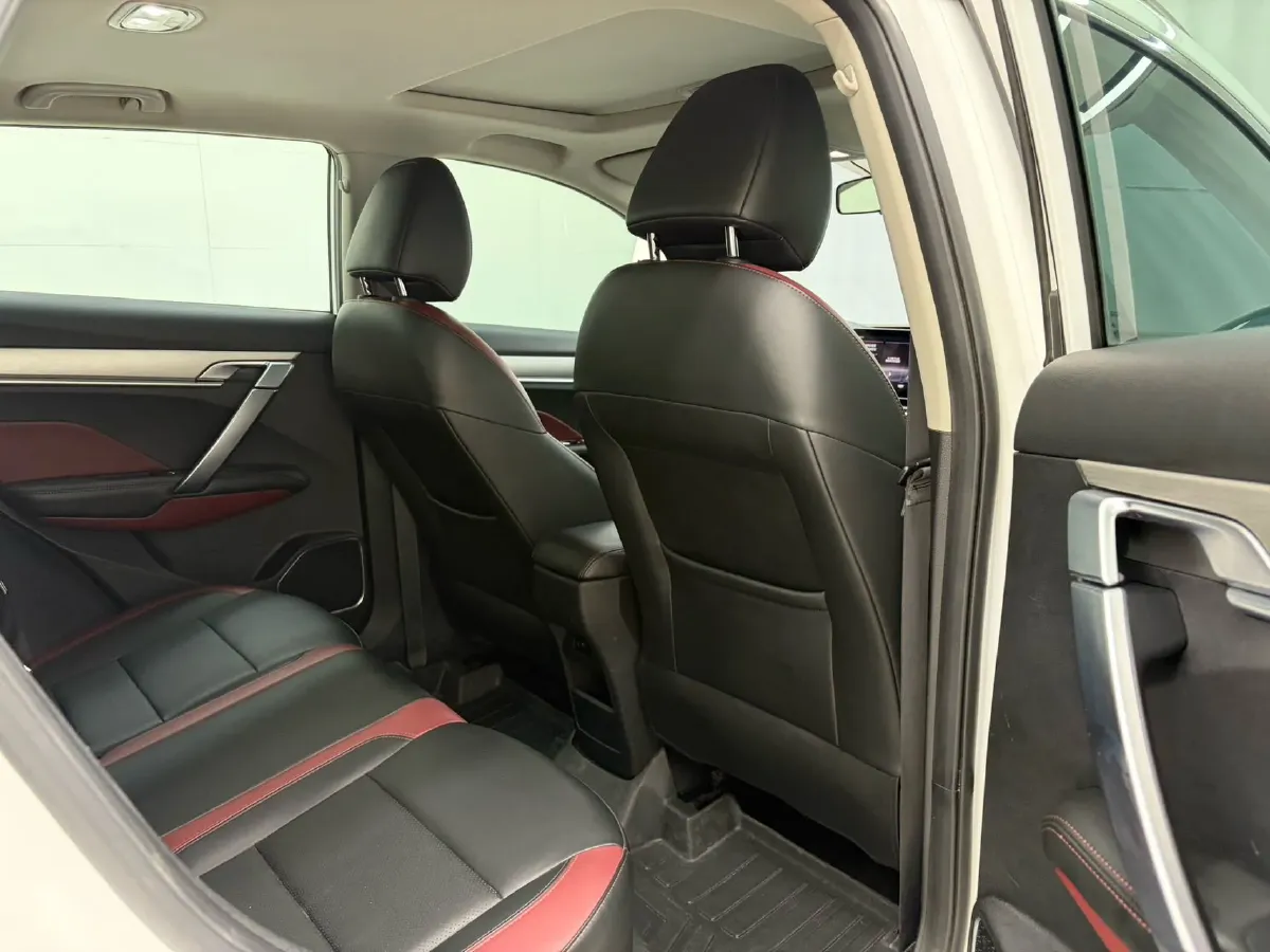 2021 Geely Coolray 1.4T 141HP L4 6DCT,autocango,china used car exporter,china ev exporter,chinese used car exporter,chinese used ev exporter