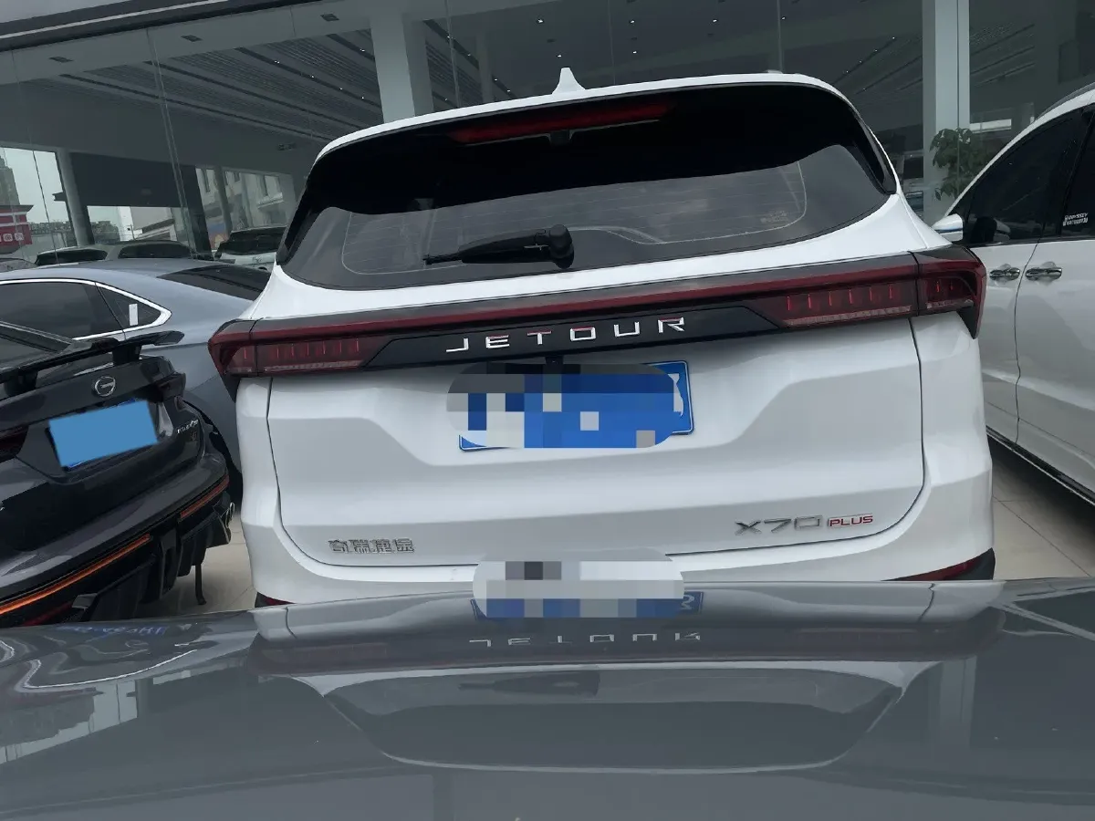 2023 ChangAn Oshan X7 Plus 1.5T 188HP L4 7DCT,autocango,china used car exporter,china ev exporter,chinese used car exporter,chinese used ev exporter