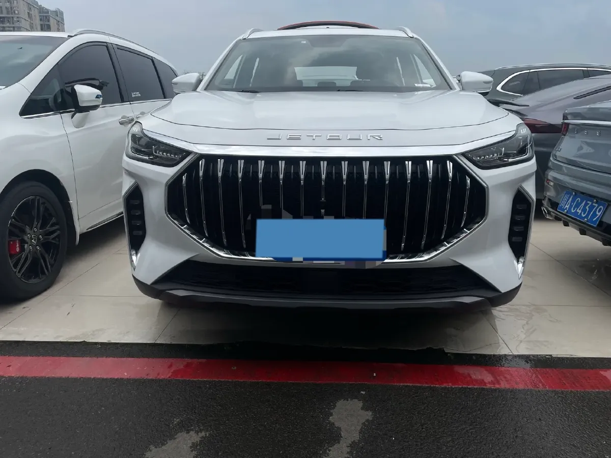 2023 ChangAn Oshan X7 Plus 1.5T 188HP L4 7DCT,autocango,china used car exporter,china ev exporter,chinese used car exporter,chinese used ev exporter